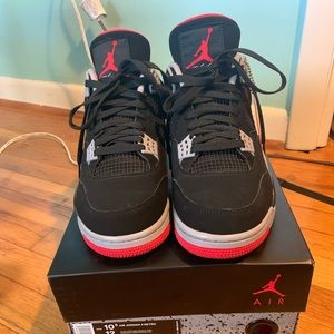 Air Jordan 4 Bred Size 10.5 2019 Retro